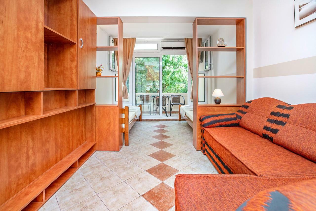 Apartments Villa Popovic Kotor Luaran gambar