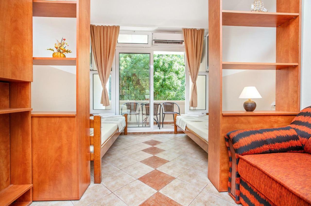 Apartments Villa Popovic Kotor Luaran gambar
