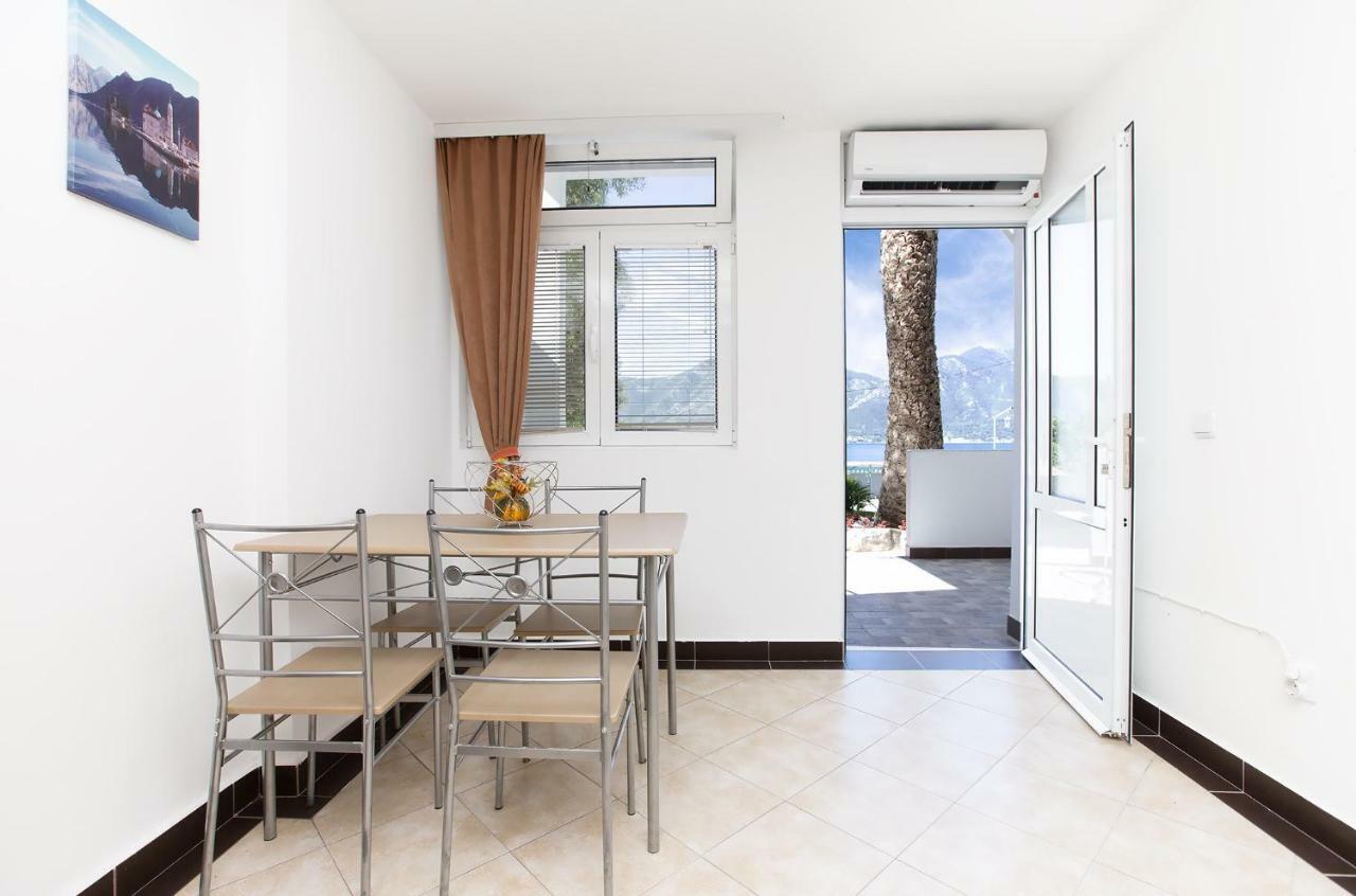 Apartments Villa Popovic Kotor Luaran gambar