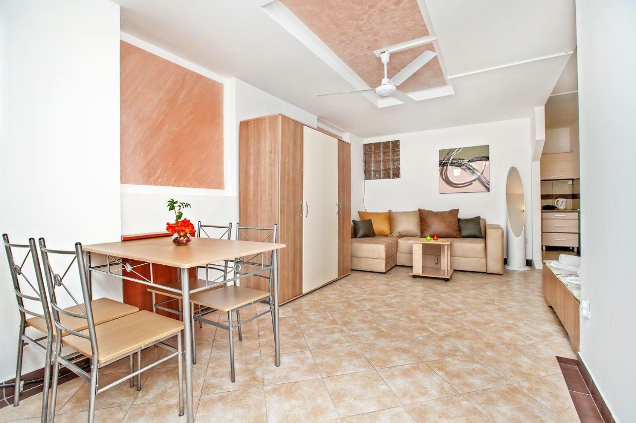 Apartments Villa Popovic Kotor Luaran gambar